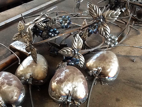 памятник ягоде в Лиозно www.vajure.by