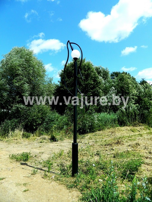 фонарь-дельфин кованный