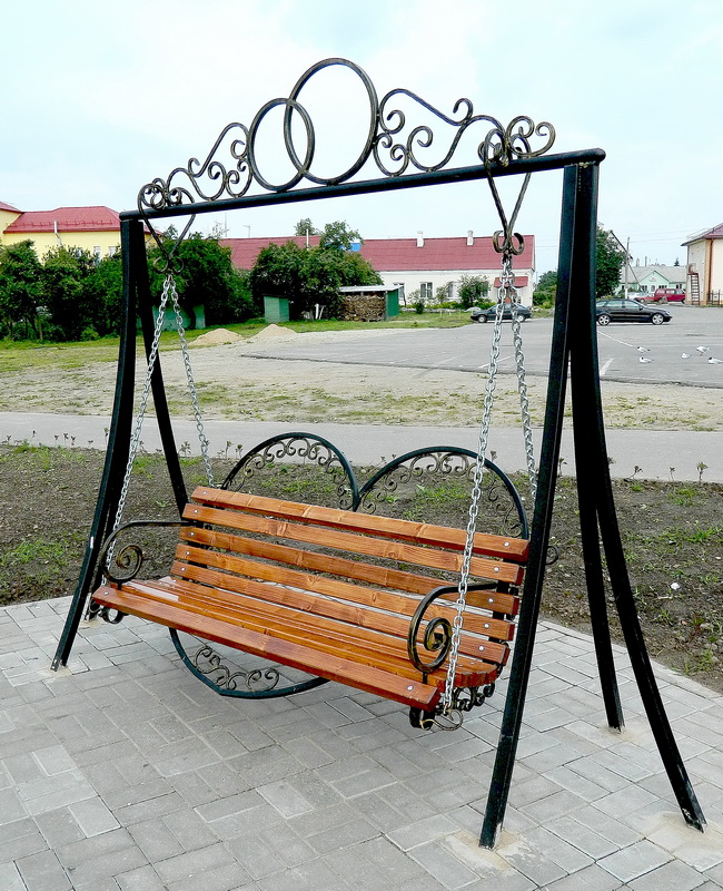 свадебные качели на Аллее Молодоженов в Глубоком www.vajure.by