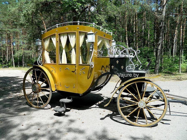 кованая карета в ажуре